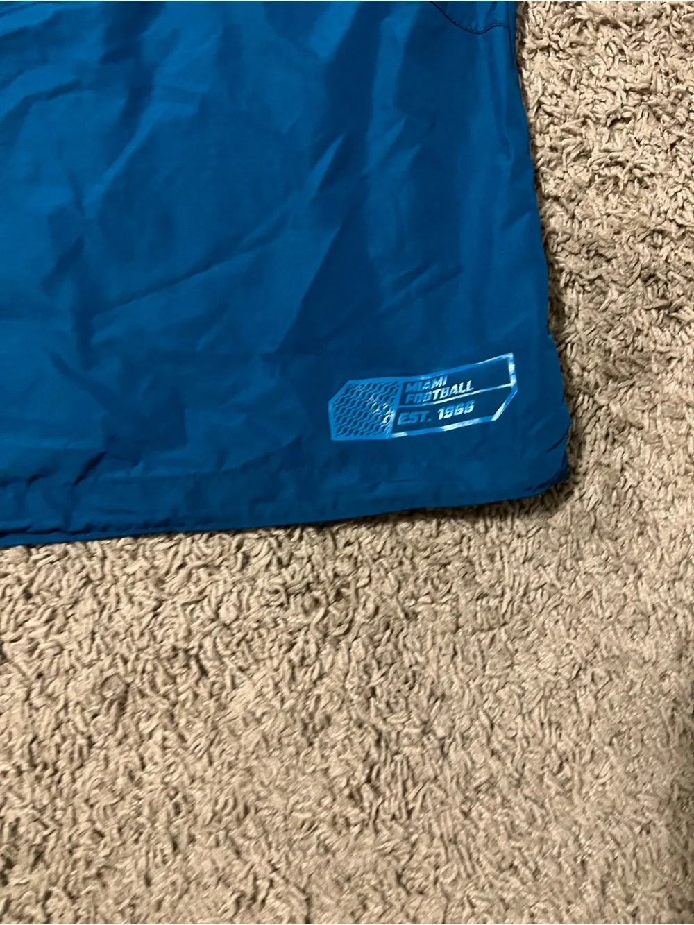 Men Nike dolphins wind breaker